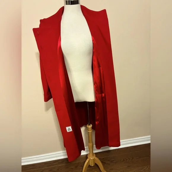 Irving Posluns Women’s Vintage Wool Overcoat - Picture 7 of 11